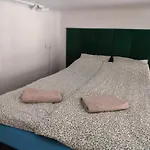 Paradise Zarzadzany Przez Gospodarza Osobe Fizyczna Self Check In * Rzeszów